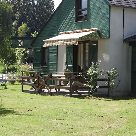 Camping Le Saillet Lestelle-Bétharram Exterior foto
